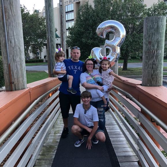 Meet your Posher, Shannon - Picture 1 of 1